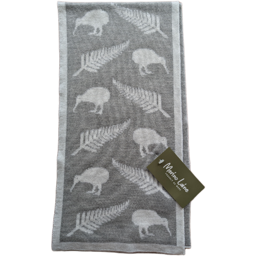 Merino Laine Kiwanis Scarf